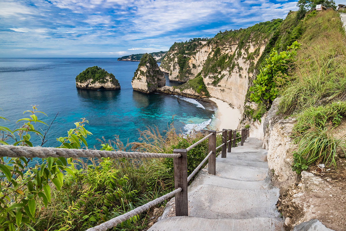 Diamond Beach Nusa Penida Krisa Bali Tours